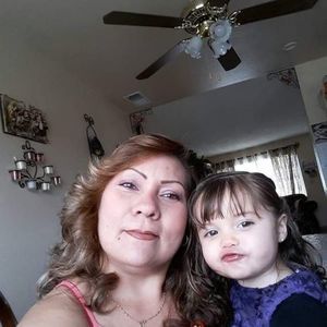 Meet your Posher, Celia